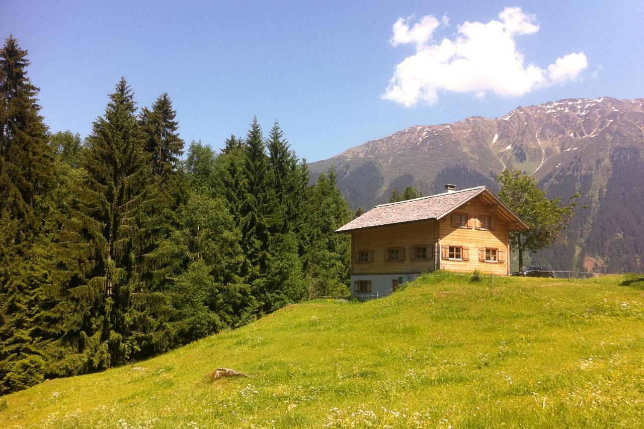 Vila Alpenapart Montafon - Bitschweil Huesle Schruns Pokoj fotografie